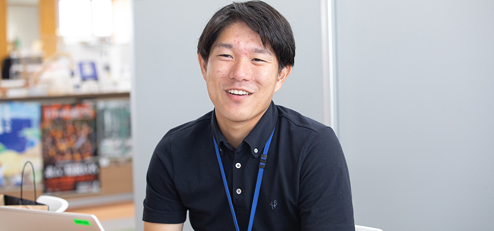 遠野市産業部 産業企画課　朝倉 海さん